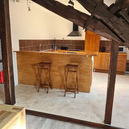 Maison Divisees En 2 Appartments A 20 Min To Disneyland Paris Holiday home *