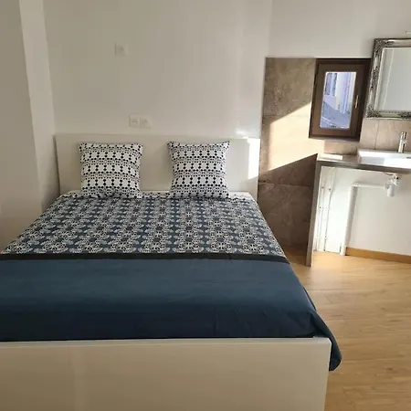 Holiday home Maison Divisees En 2 Appartments A 20 Min To Disneyland Paris Thorigny-sur-Marne